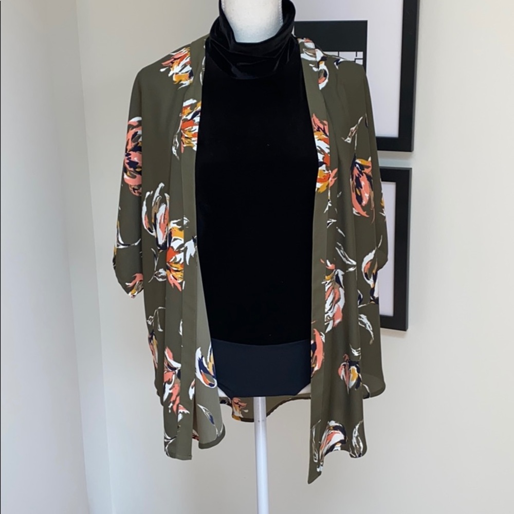 Allison Joy kimono